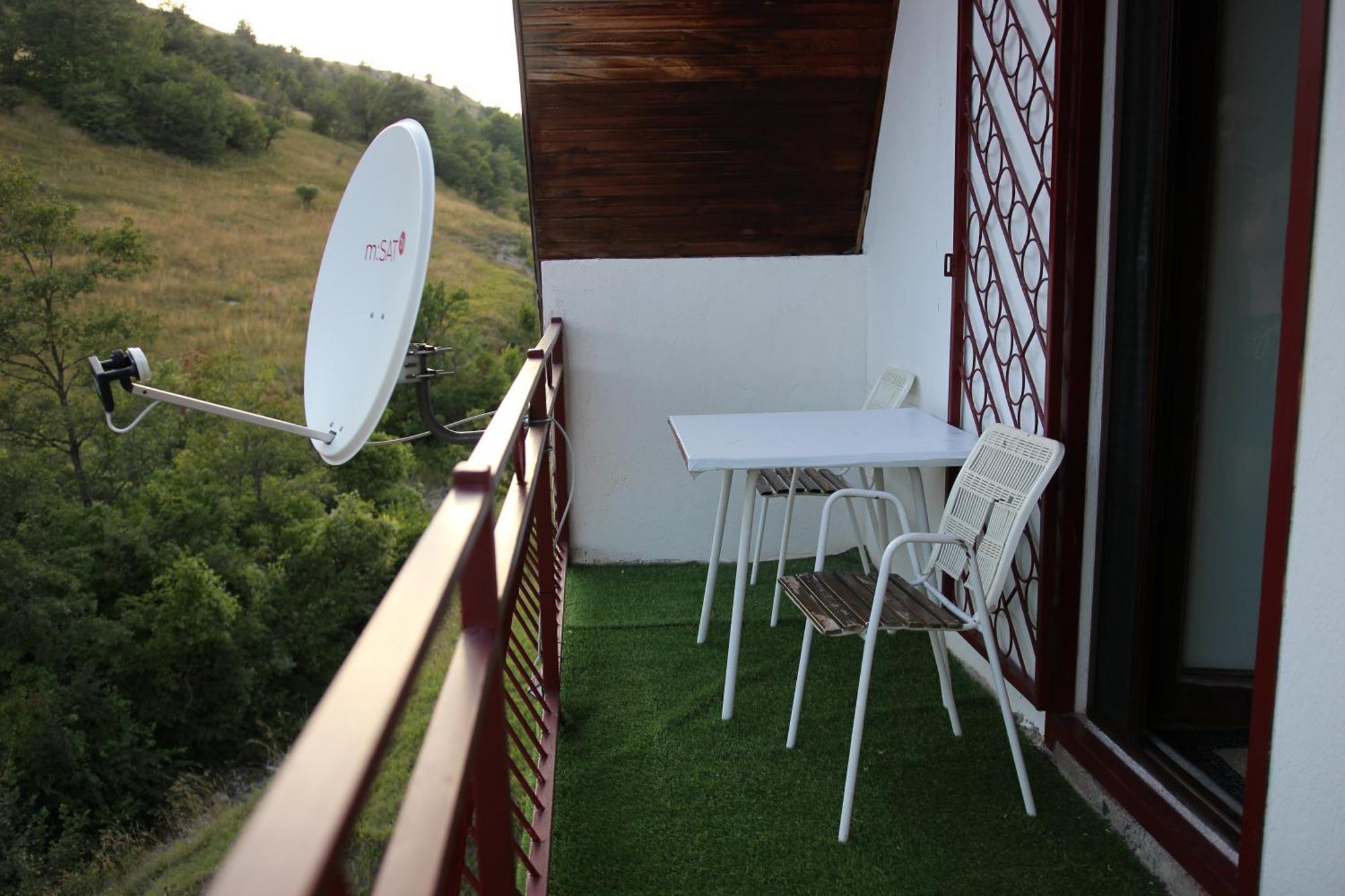 Villa Vikendica Oaza mira Gacko Exterior foto